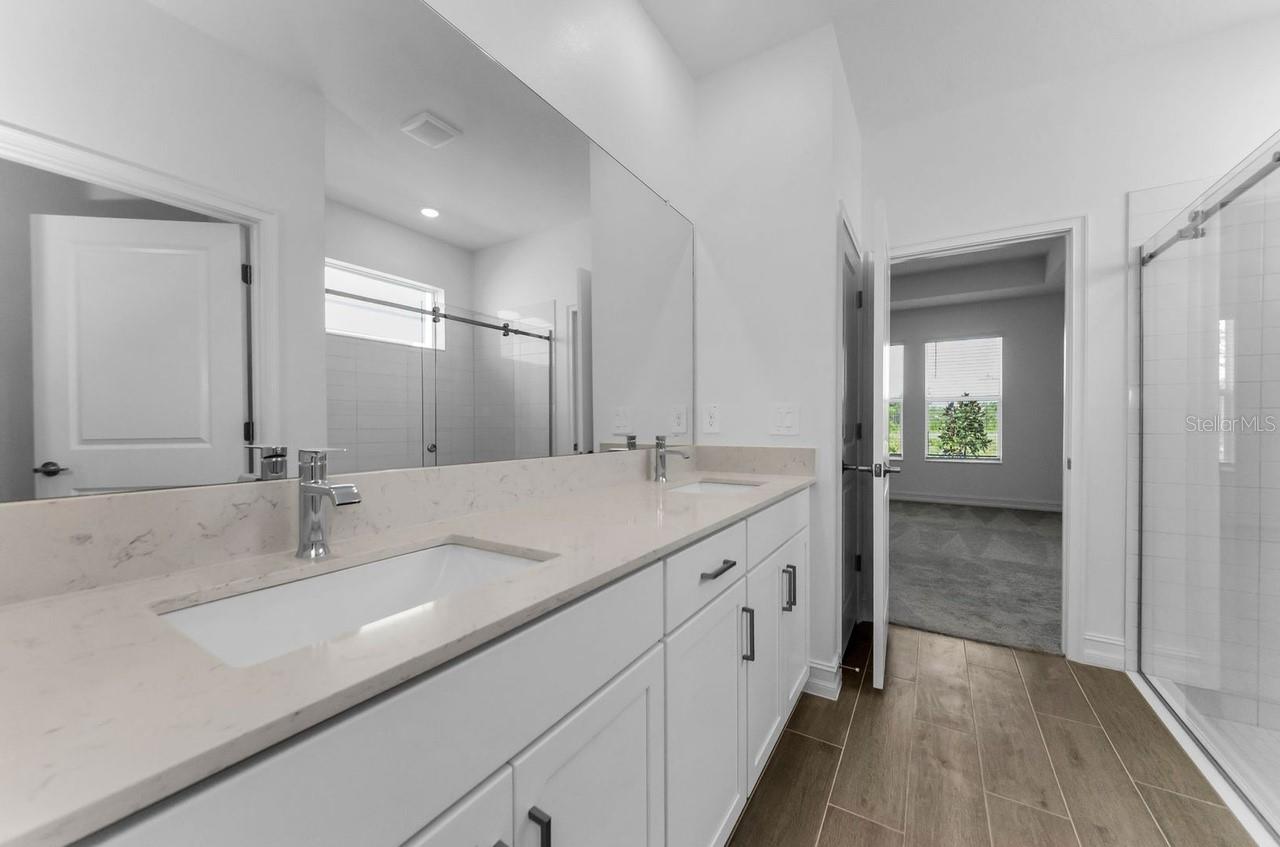 Listing photo id 10 for 18452 Serene Lake Loop