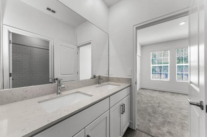 Listing photo id 18 for 18452 Serene Lake Loop