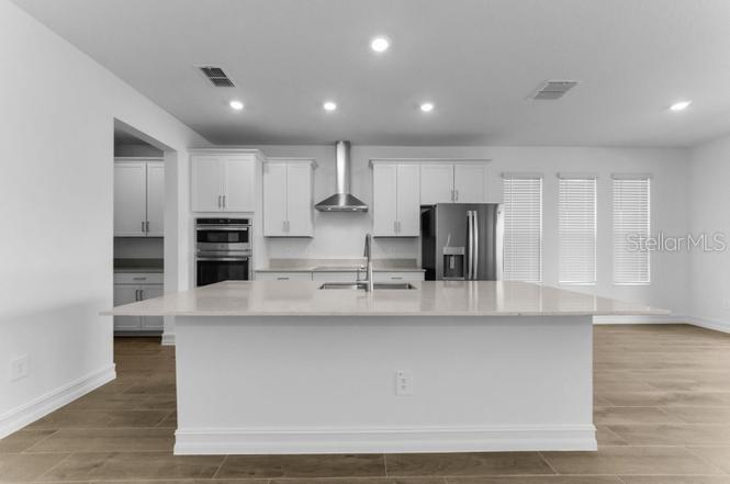 Listing photo id 6 for 18452 Serene Lake Loop