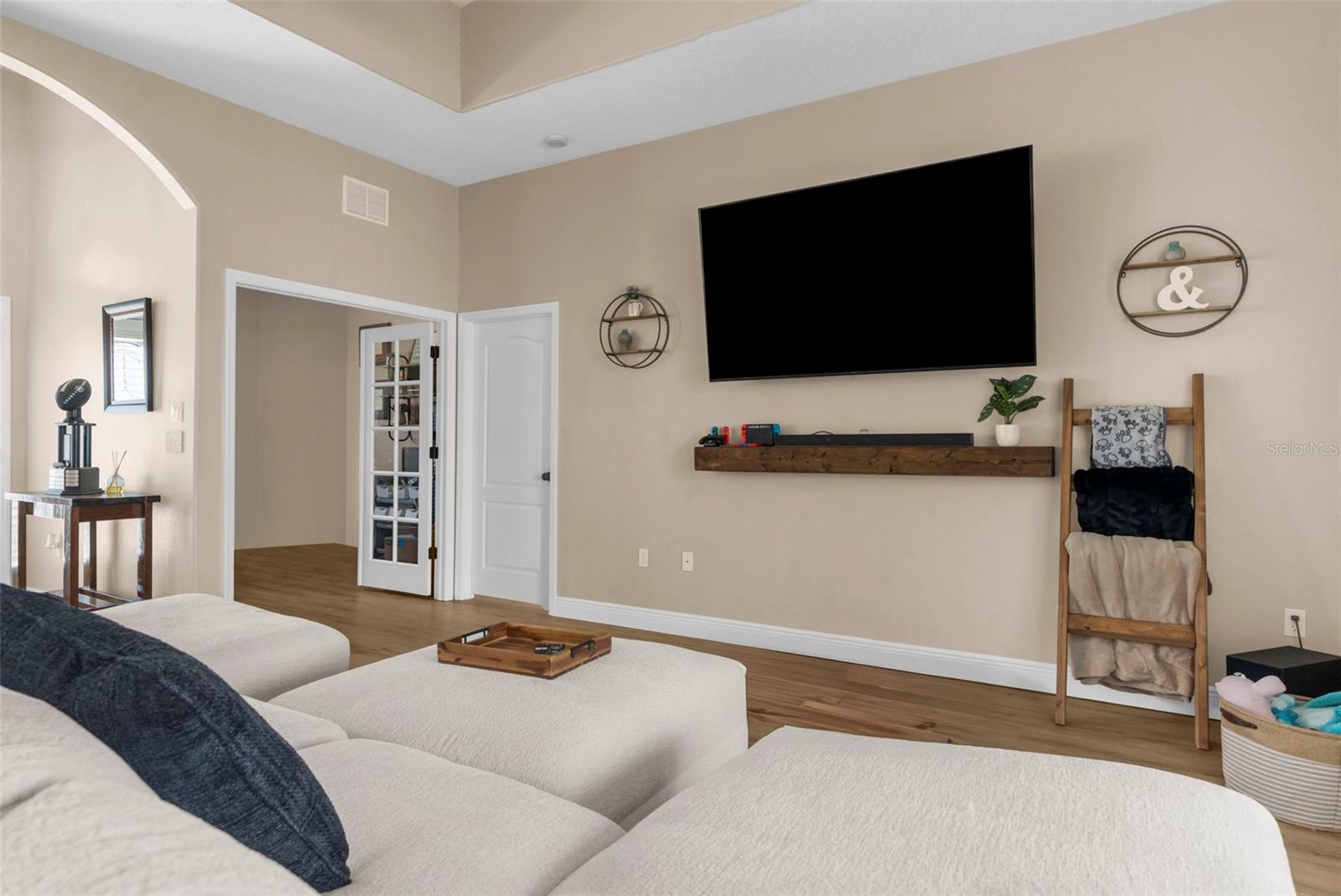 Image 10 of 56 For 13480 Twinberry Drive