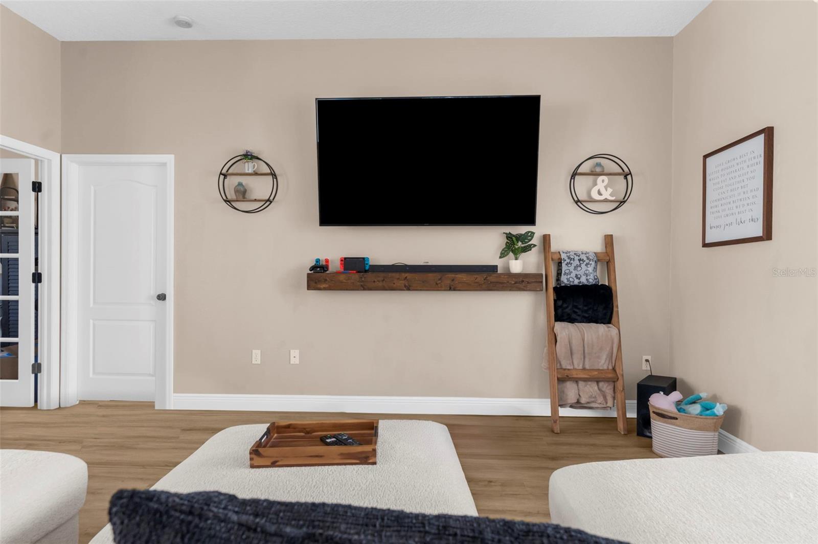 Image 7 of 56 For 13480 Twinberry Drive