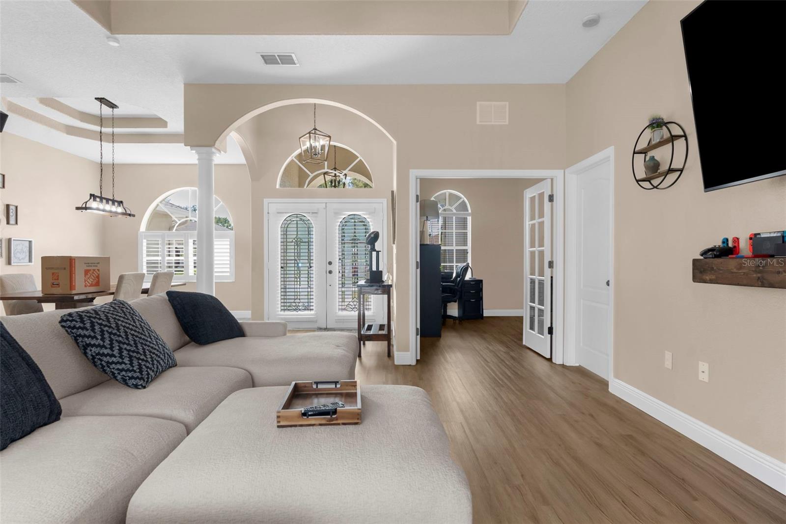 Image 9 of 56 For 13480 Twinberry Drive