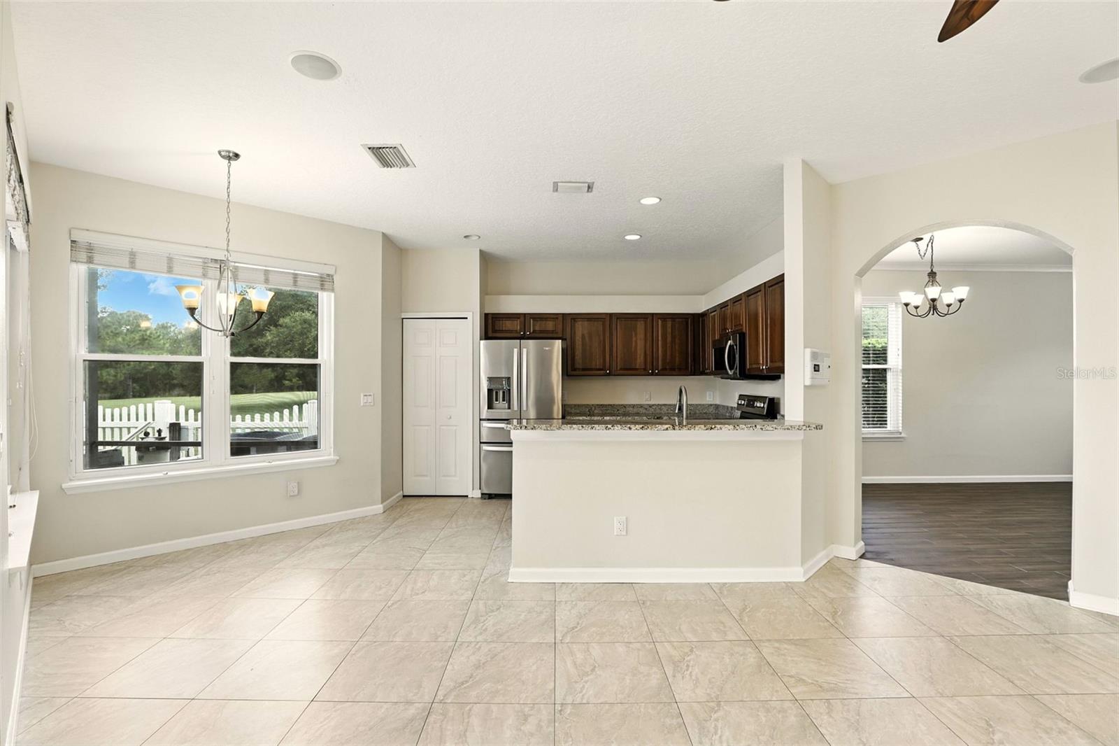 Image 13 of 45 For 2923 Spring Heather Place