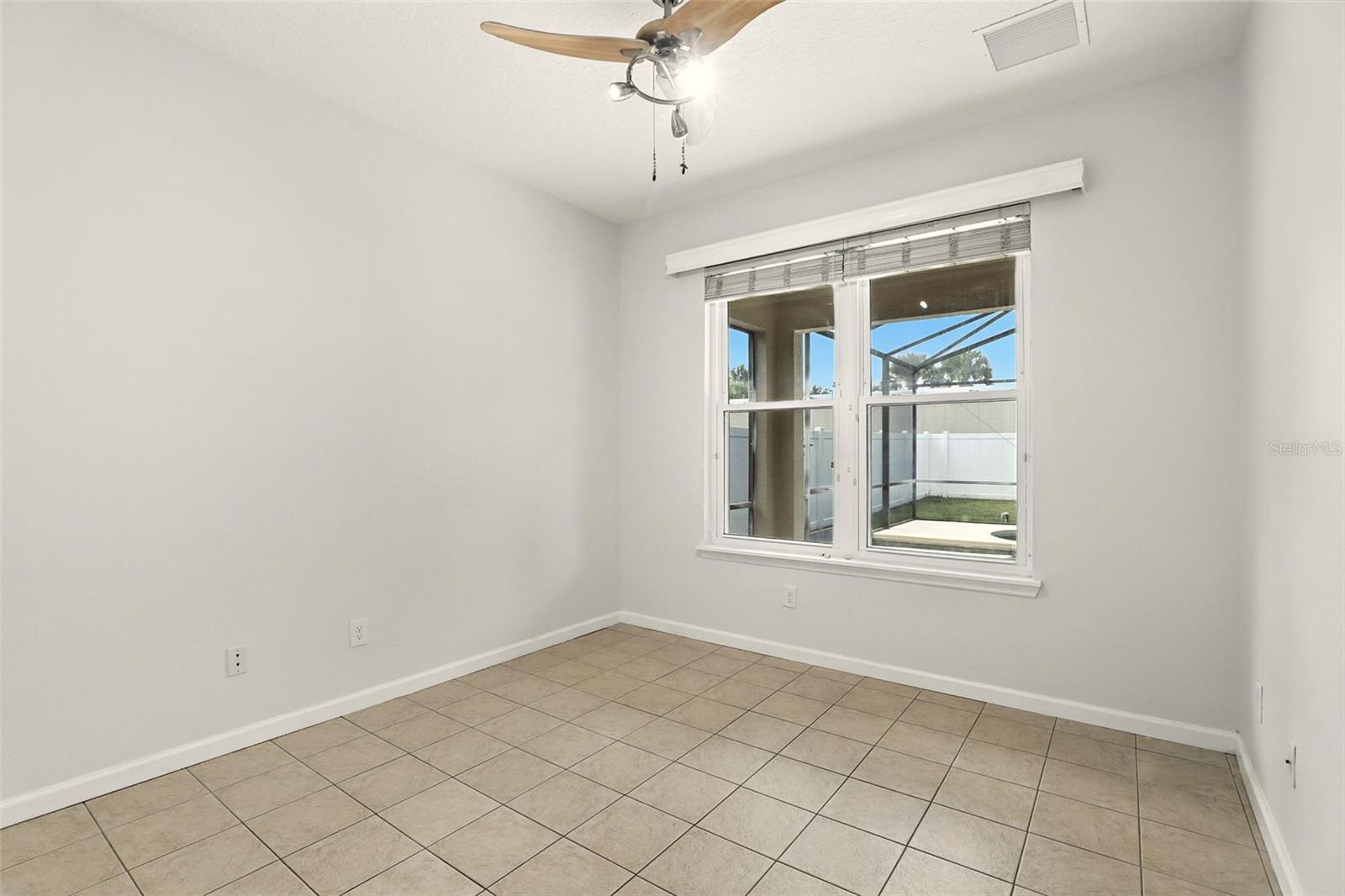 Image 19 of 45 For 2923 Spring Heather Place
