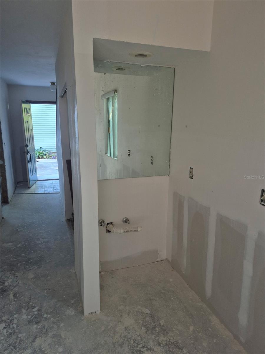 Image 12 of 20 For 500 New York Avenue 33