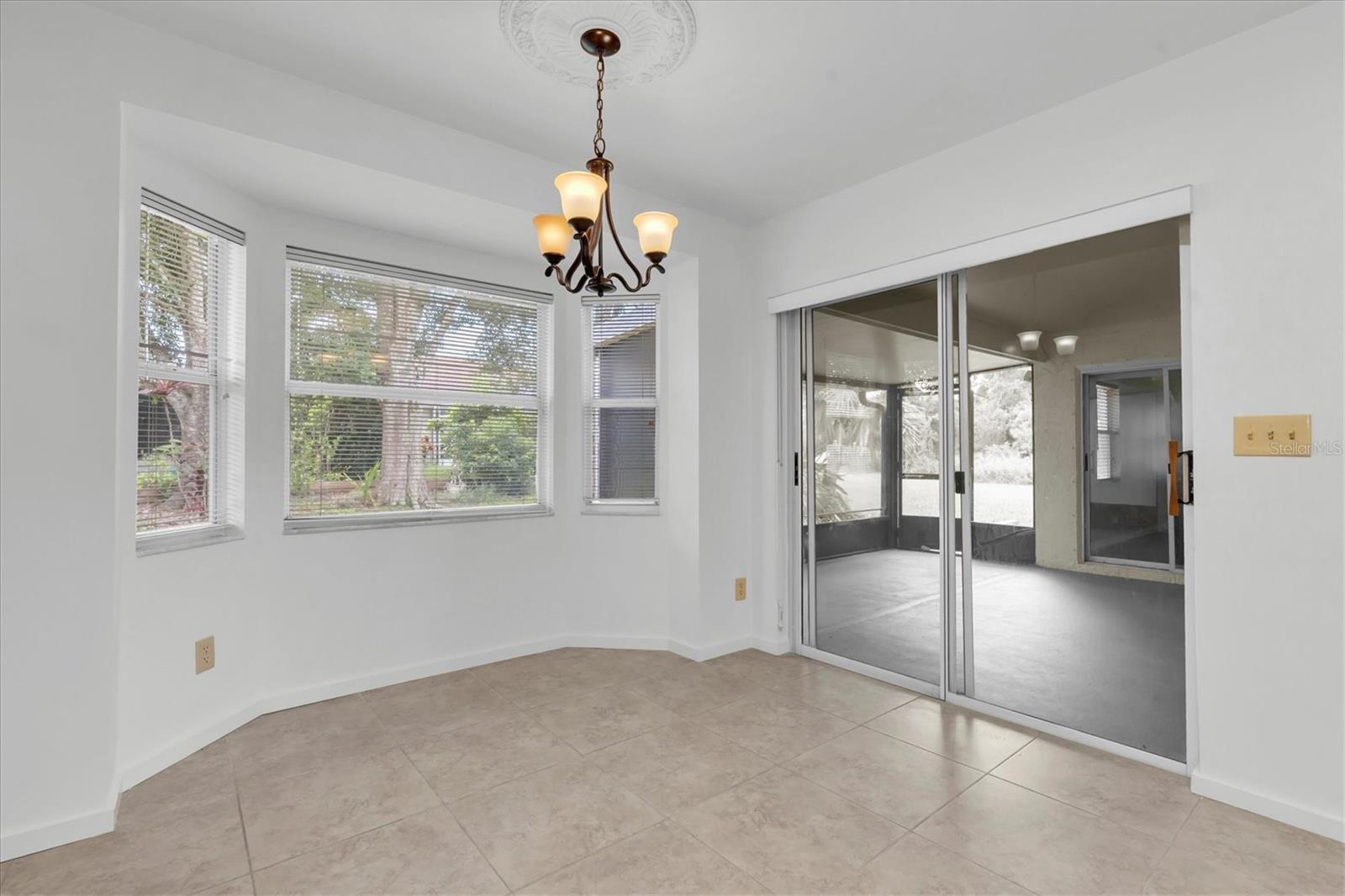 Image 11 of 37 For 7834 Anthula Court
