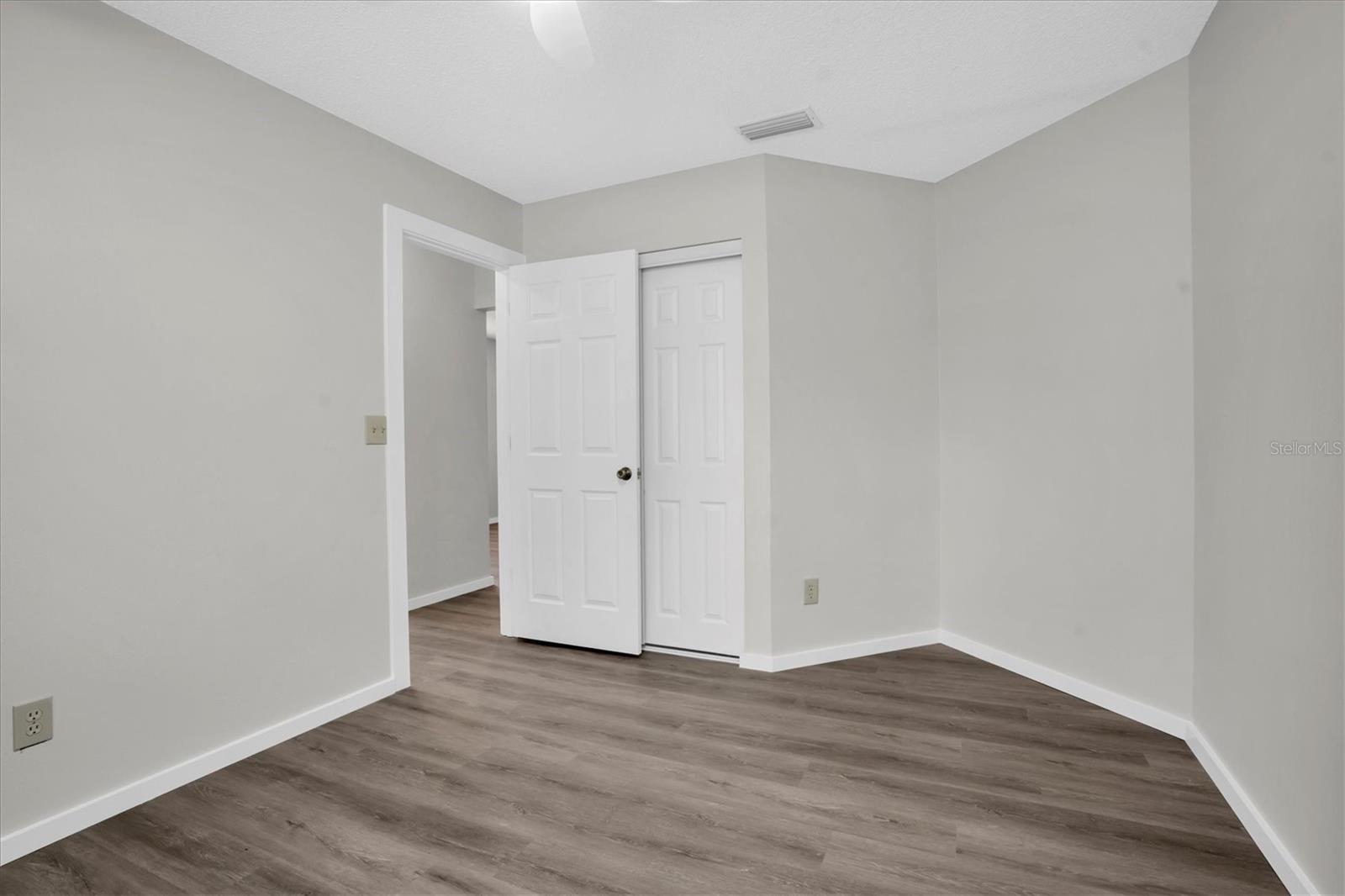 Image 18 of 37 For 7834 Anthula Court