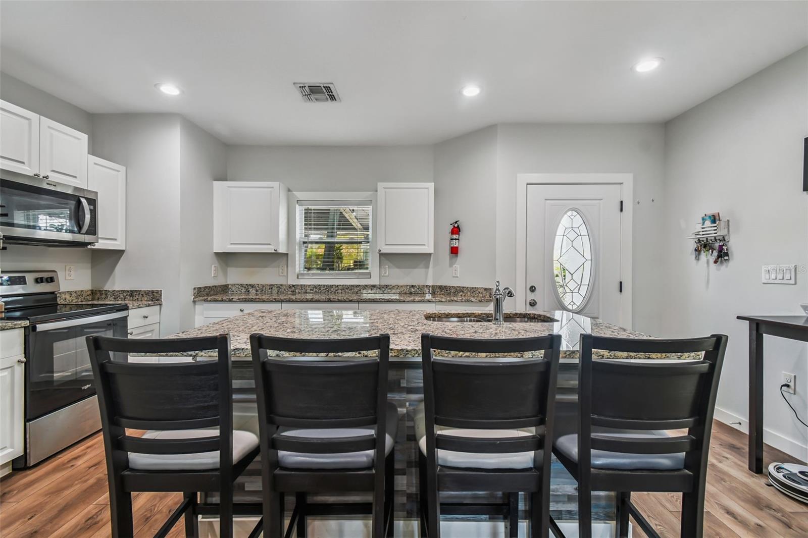 Image 9 of 47 For 3023 Muir Street