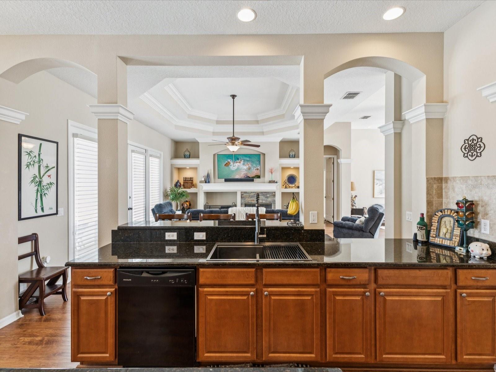 Image 21 of 61 For 4271 Baudelaire Court