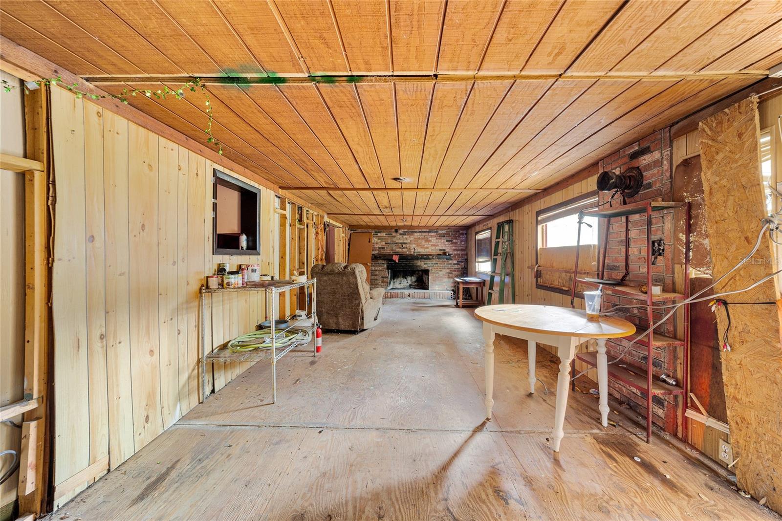Image 36 of 56 For 18631 106th Place