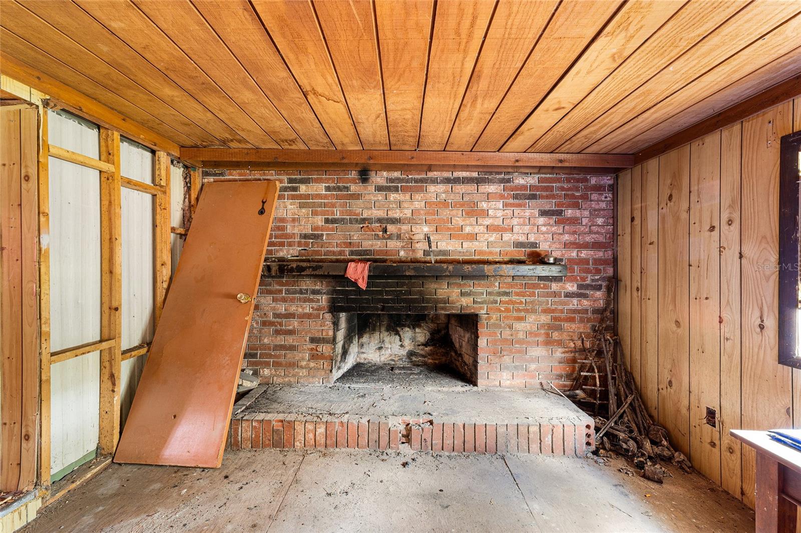 Image 37 of 56 For 18631 106th Place