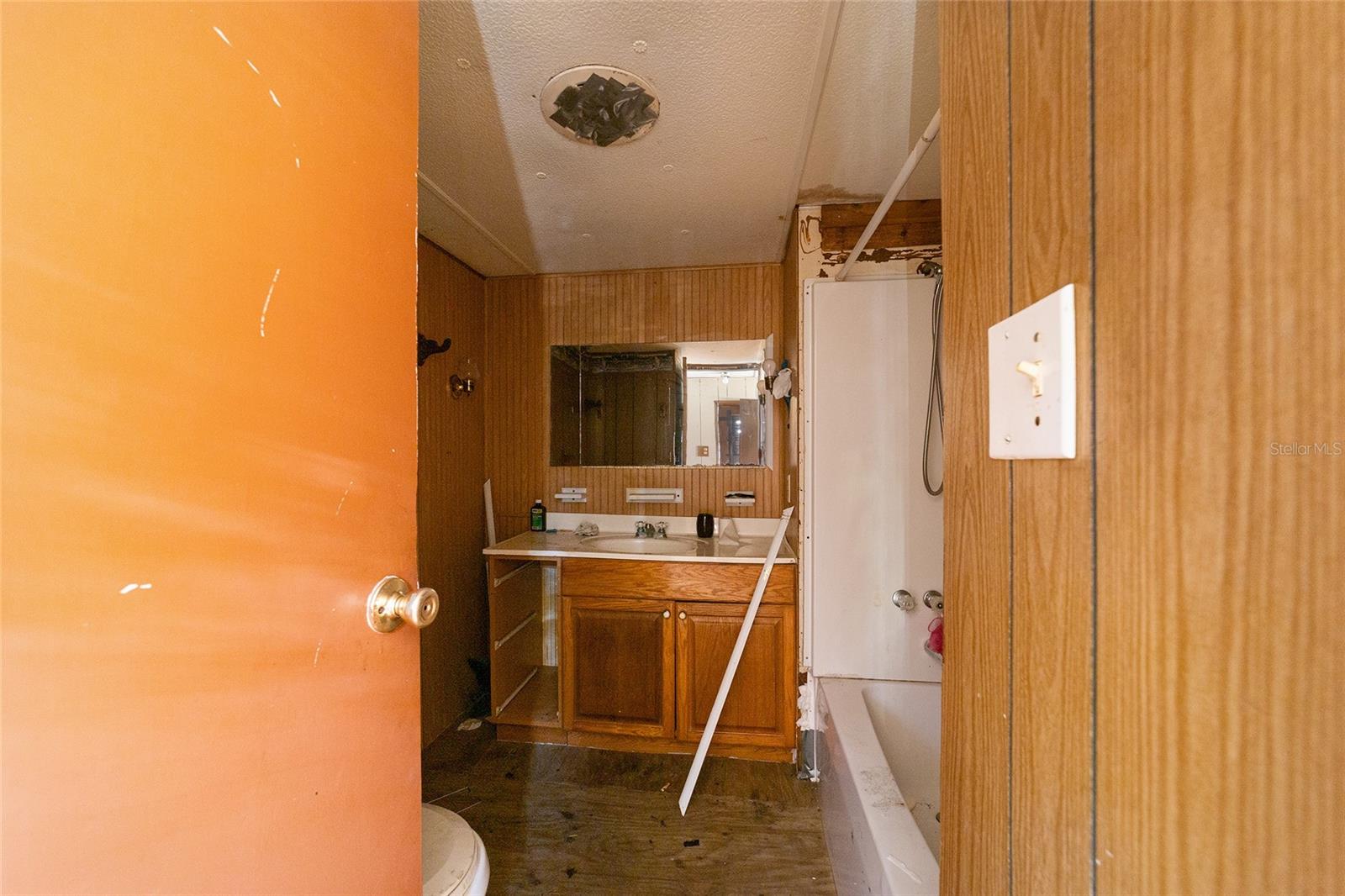 Image 44 of 56 For 18631 106th Place