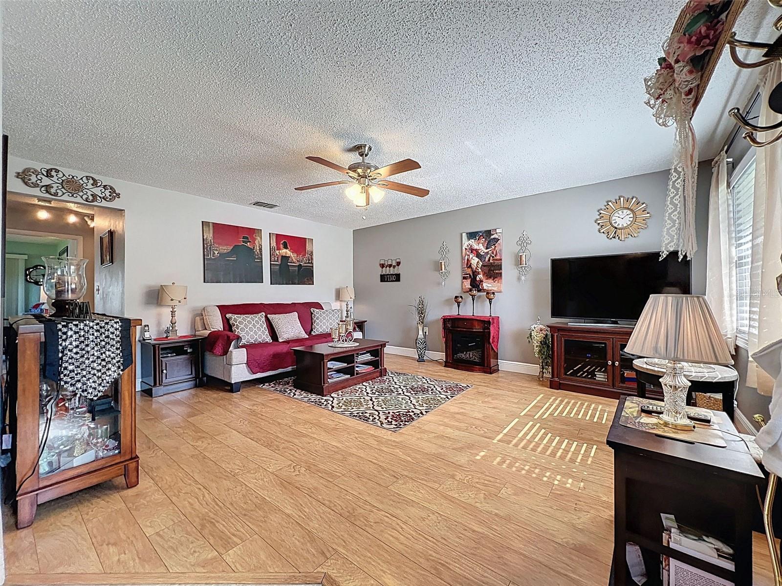 Image 2 of 44 For 11701 Boynton Lane 77a