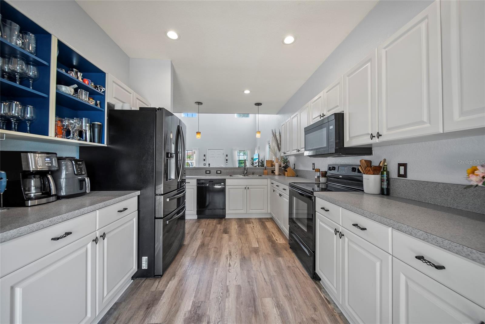 Image 11 of 39 For 2318 29th Avenue E