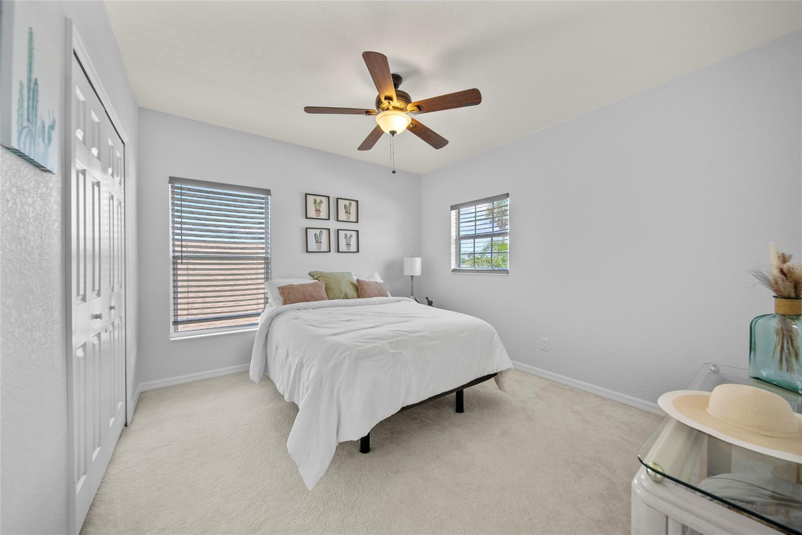 Image 19 of 39 For 2318 29th Avenue E