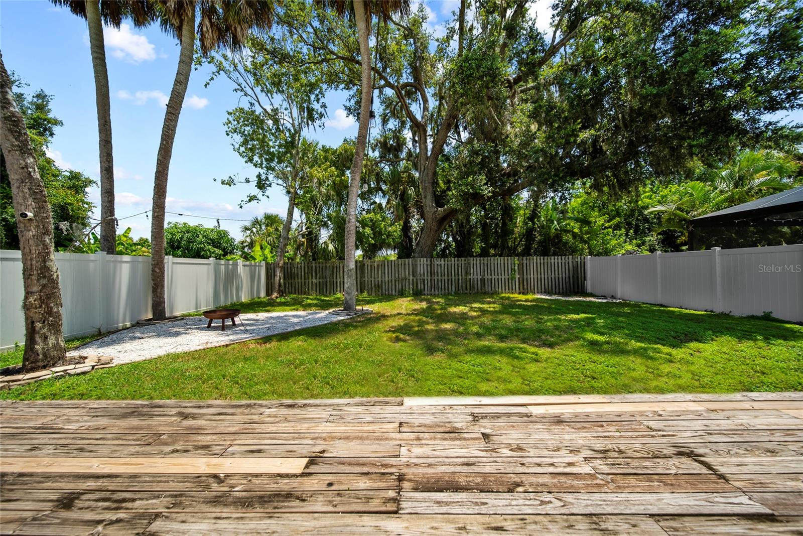 Image 32 of 39 For 2318 29th Avenue E