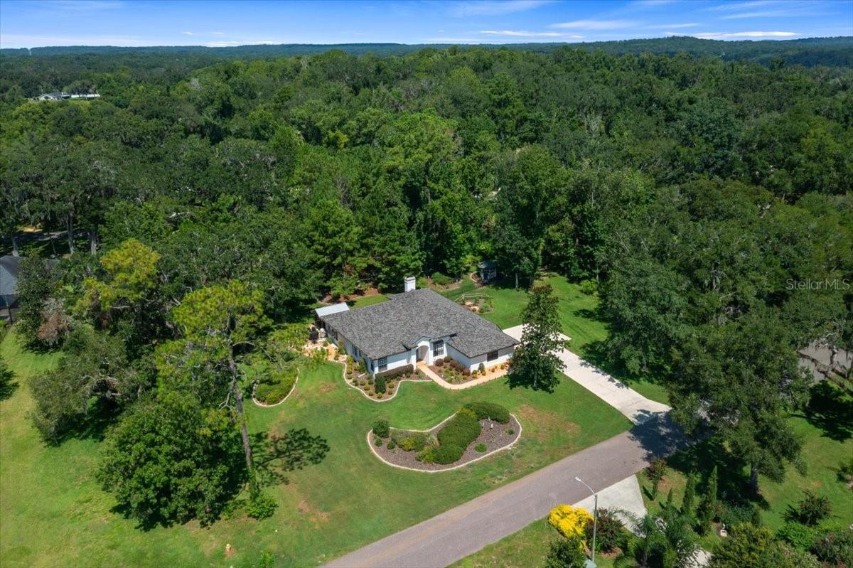 Listing photo id 0 for 10111 Weeks Drive
