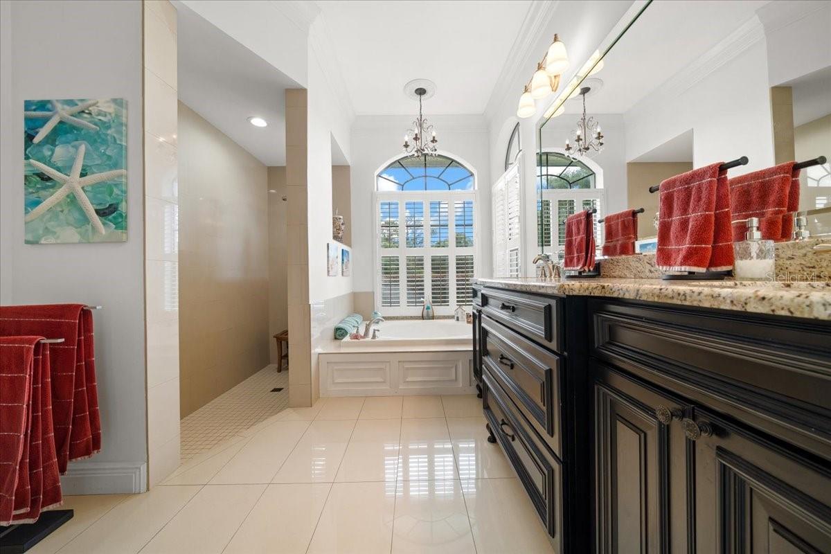 Listing photo id 24 for 10111 Weeks Drive