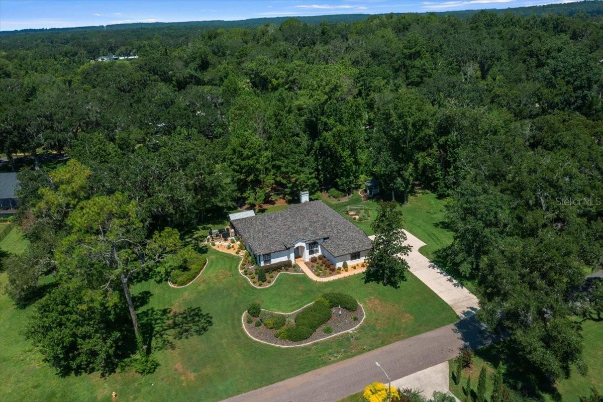 Listing photo id 51 for 10111 Weeks Drive