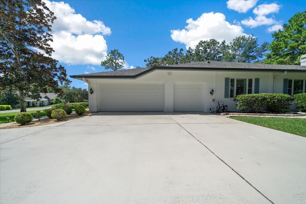 Listing photo id 53 for 10111 Weeks Drive