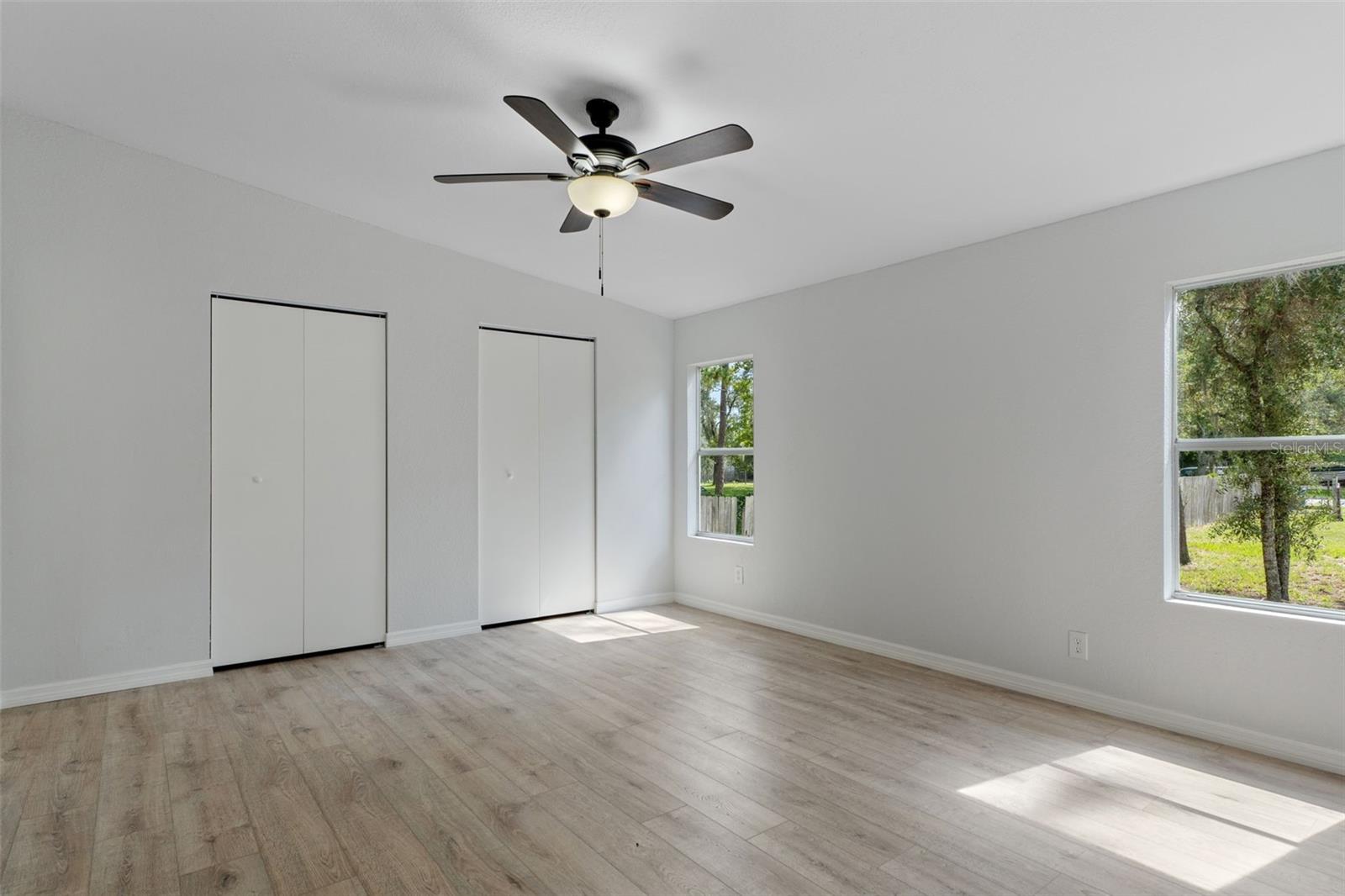Image 16 of 59 For 17625 Galveston Street