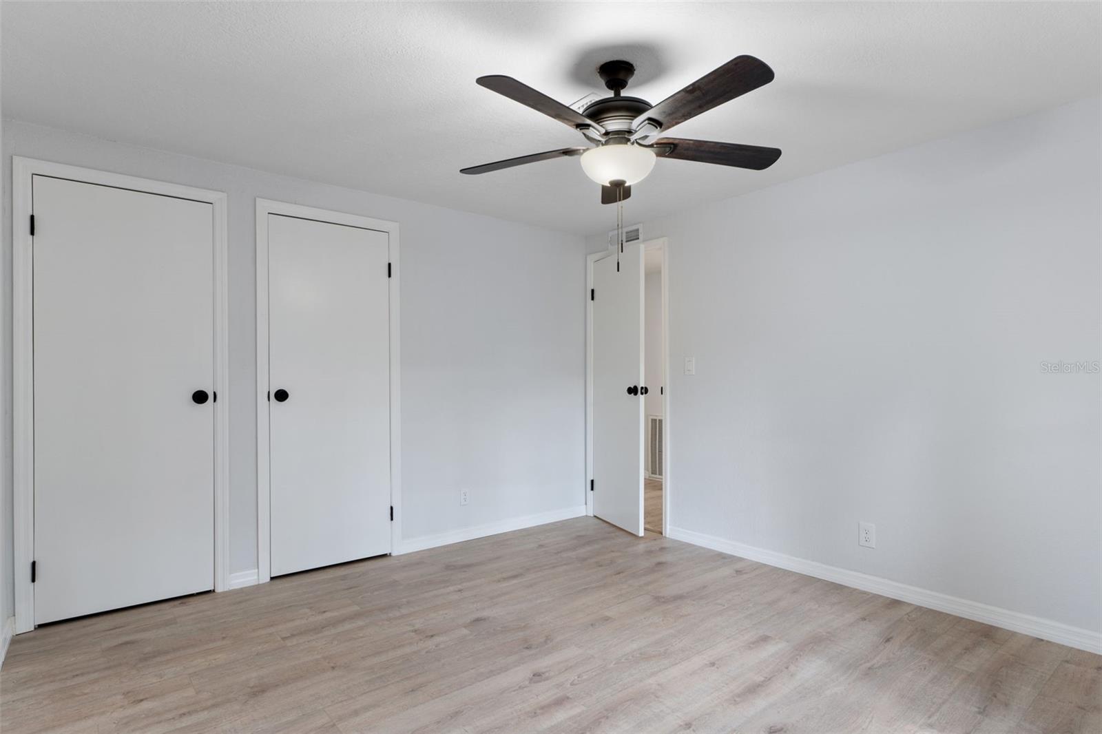 Image 28 of 59 For 17625 Galveston Street