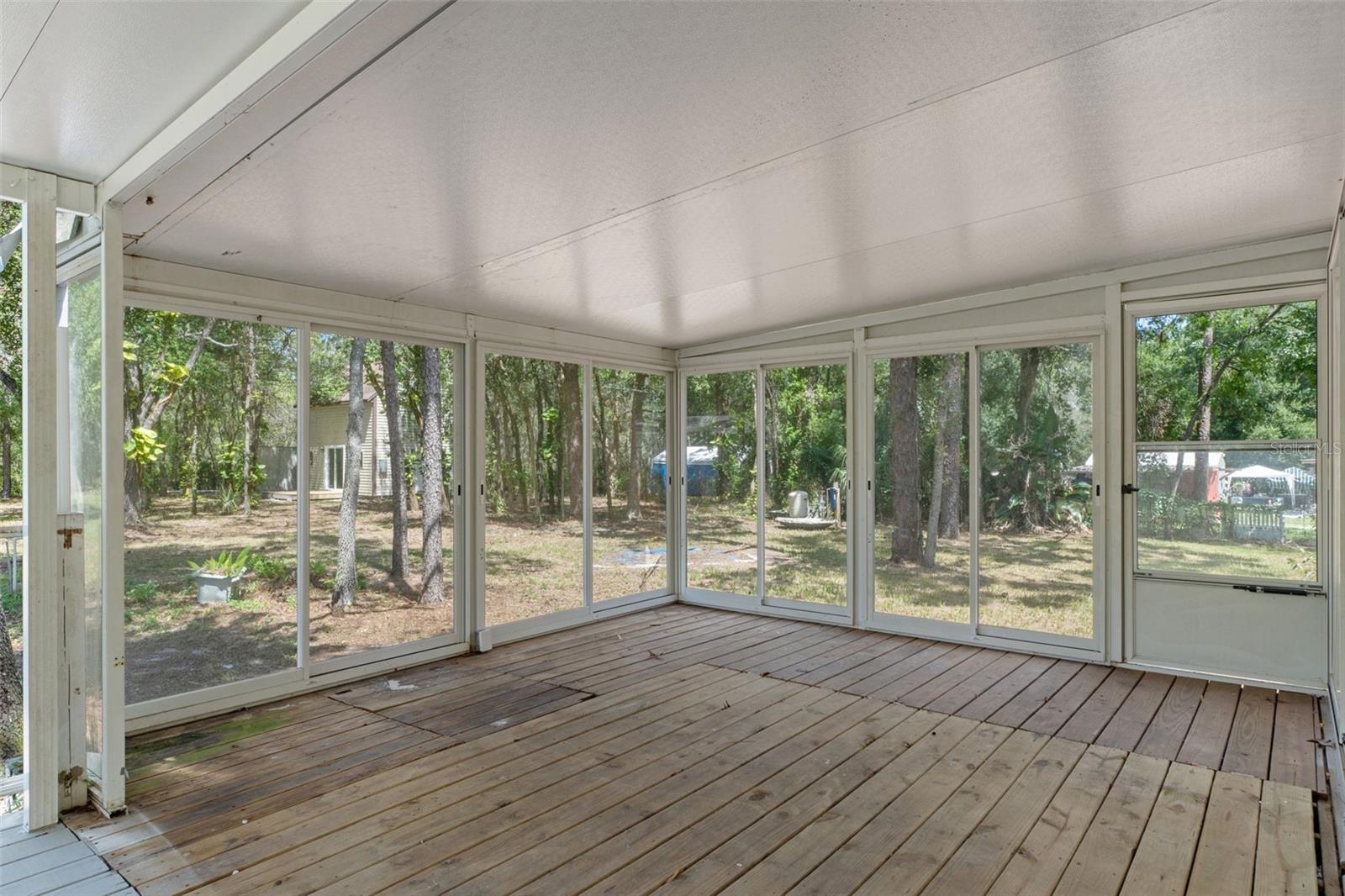 Image 32 of 59 For 17625 Galveston Street