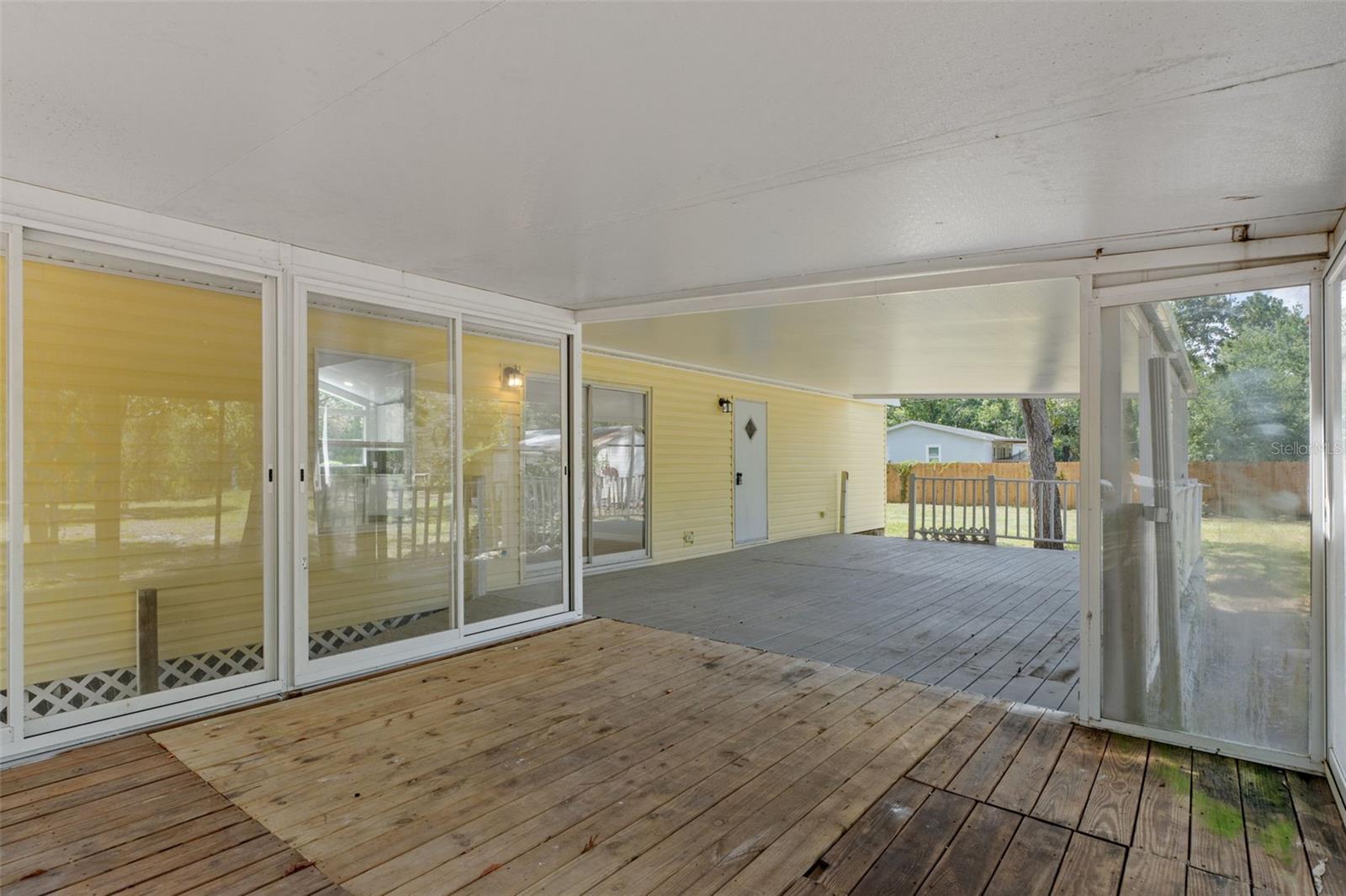 Image 33 of 59 For 17625 Galveston Street