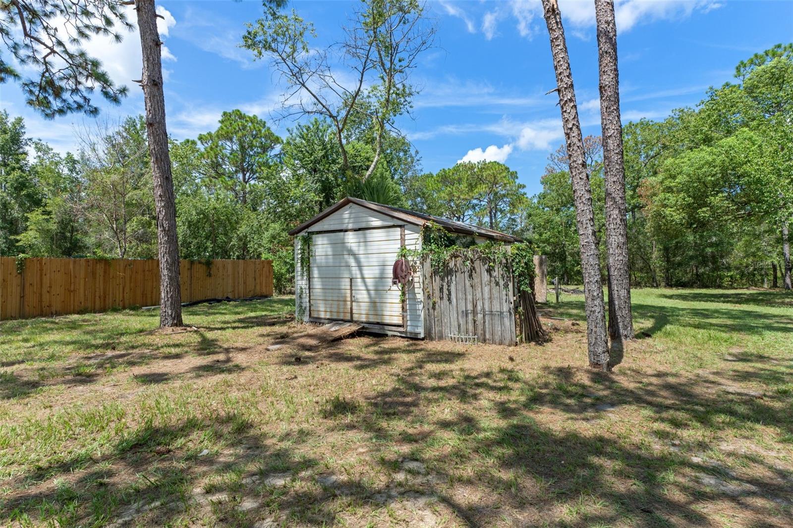 Image 46 of 59 For 17625 Galveston Street