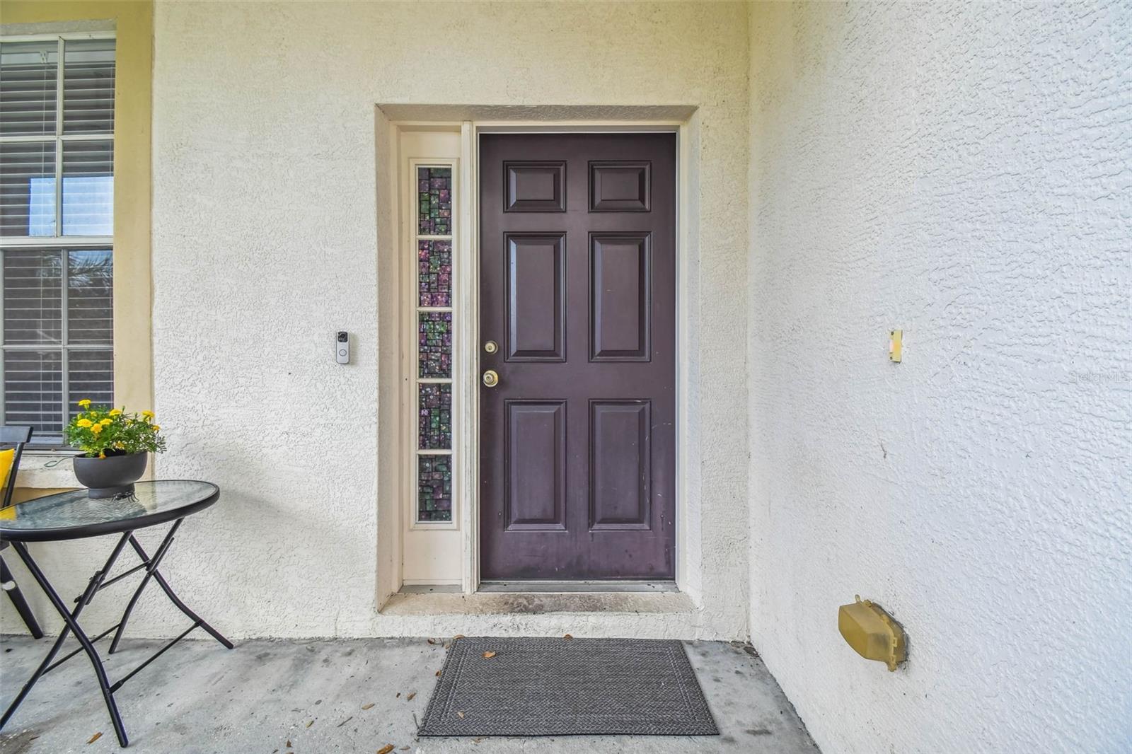 Listing photo id 2 for 9637 Riverchase Drive