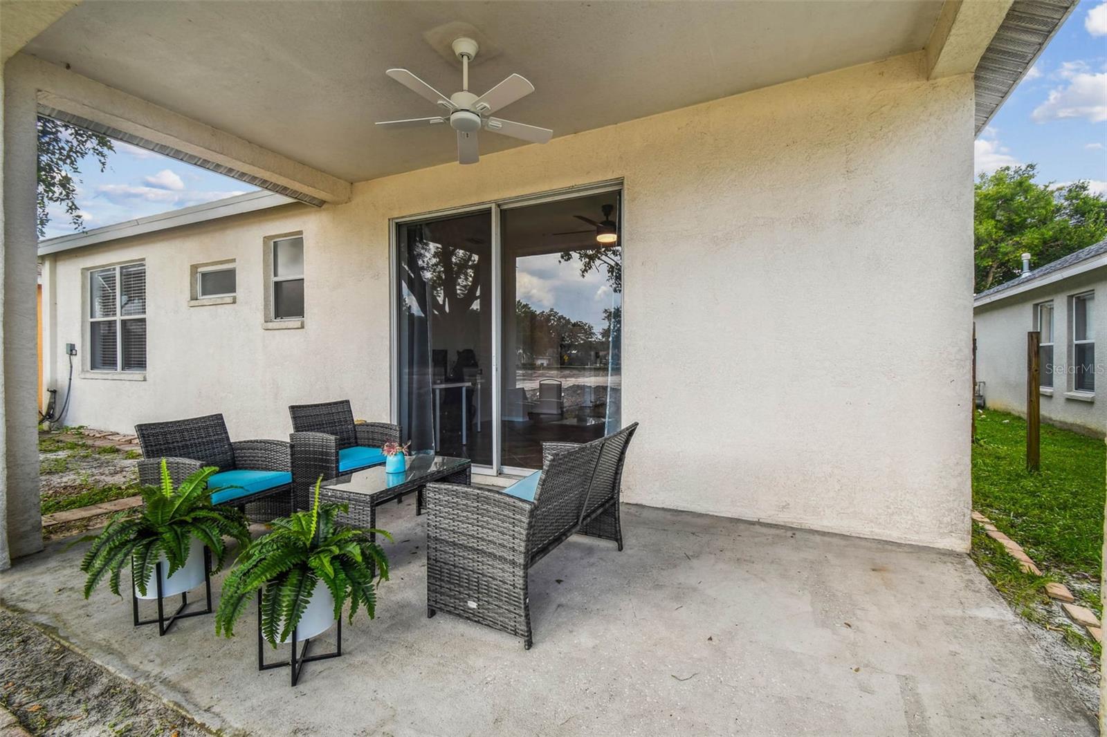 Listing photo id 42 for 9637 Riverchase Drive