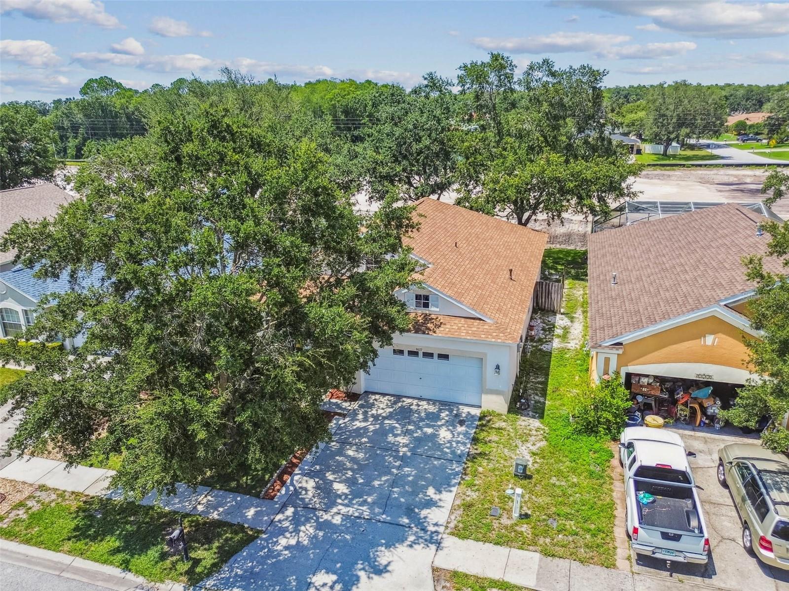 Listing photo id 54 for 9637 Riverchase Drive