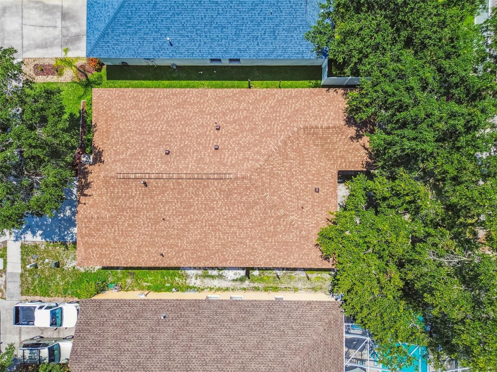 Listing photo id 57 for 9637 Riverchase Drive