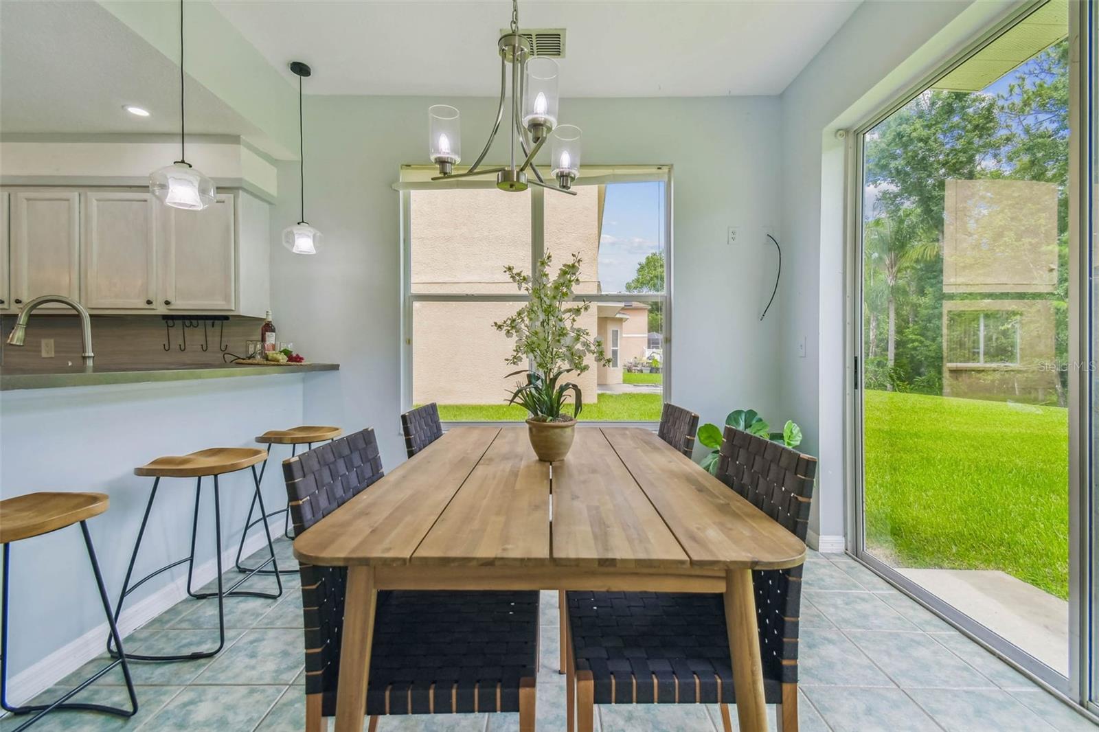 Image 23 of 96 For 27012 Sea Breeze Way