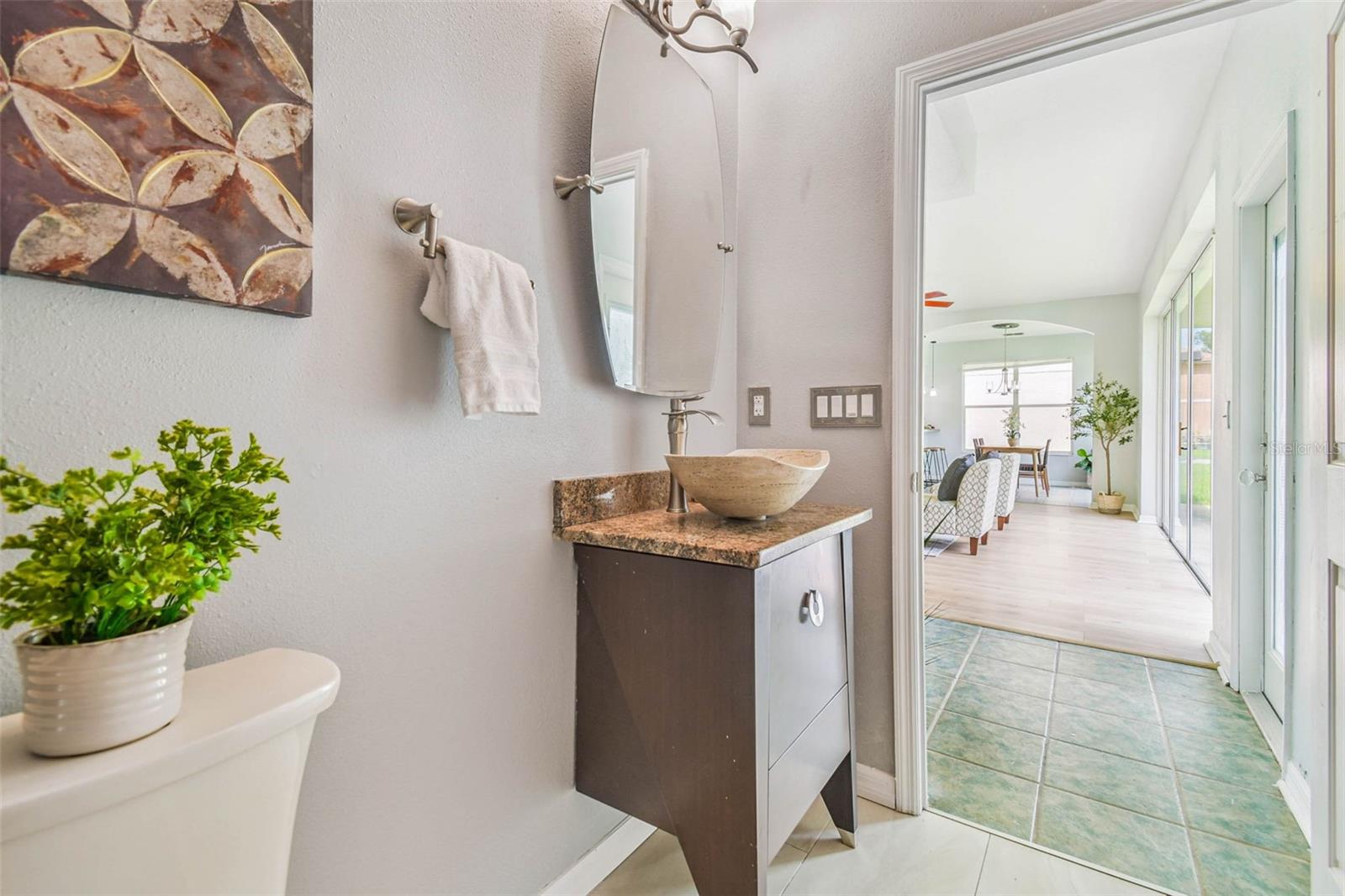 Image 30 of 96 For 27012 Sea Breeze Way