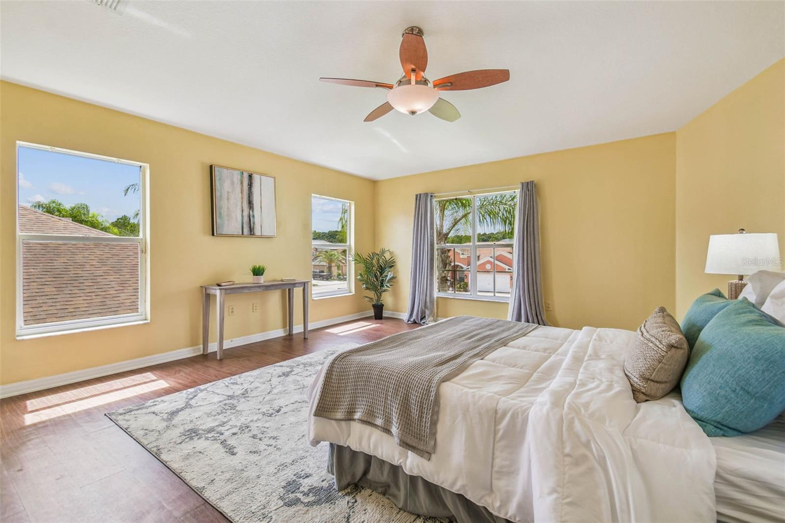 Image 35 of 96 For 27012 Sea Breeze Way