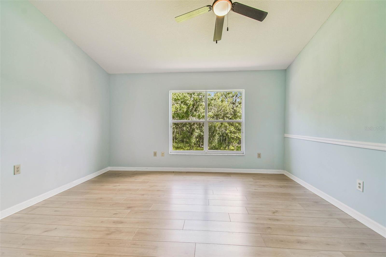 Image 43 of 96 For 27012 Sea Breeze Way