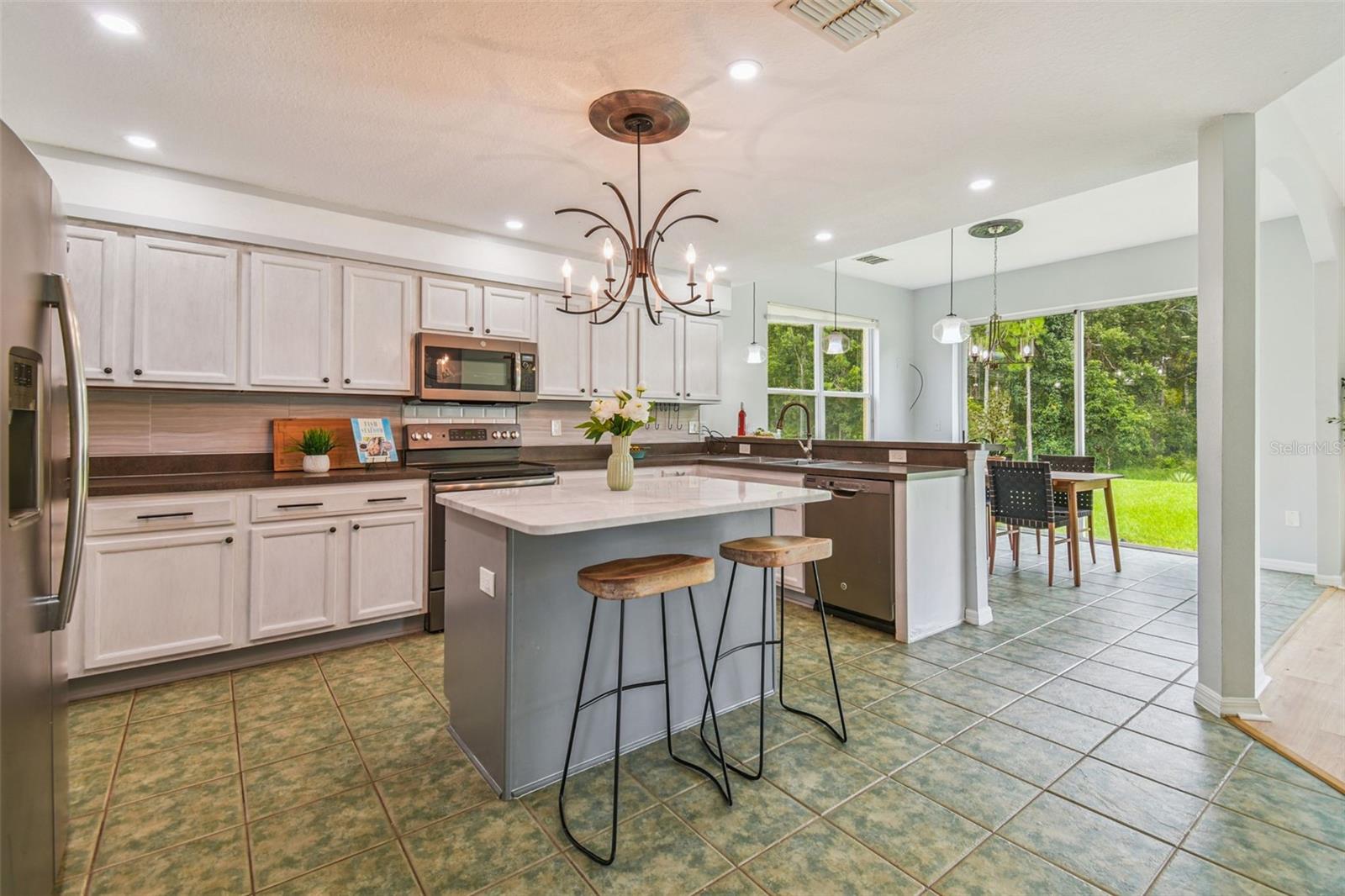 Image 90 of 96 For 27012 Sea Breeze Way