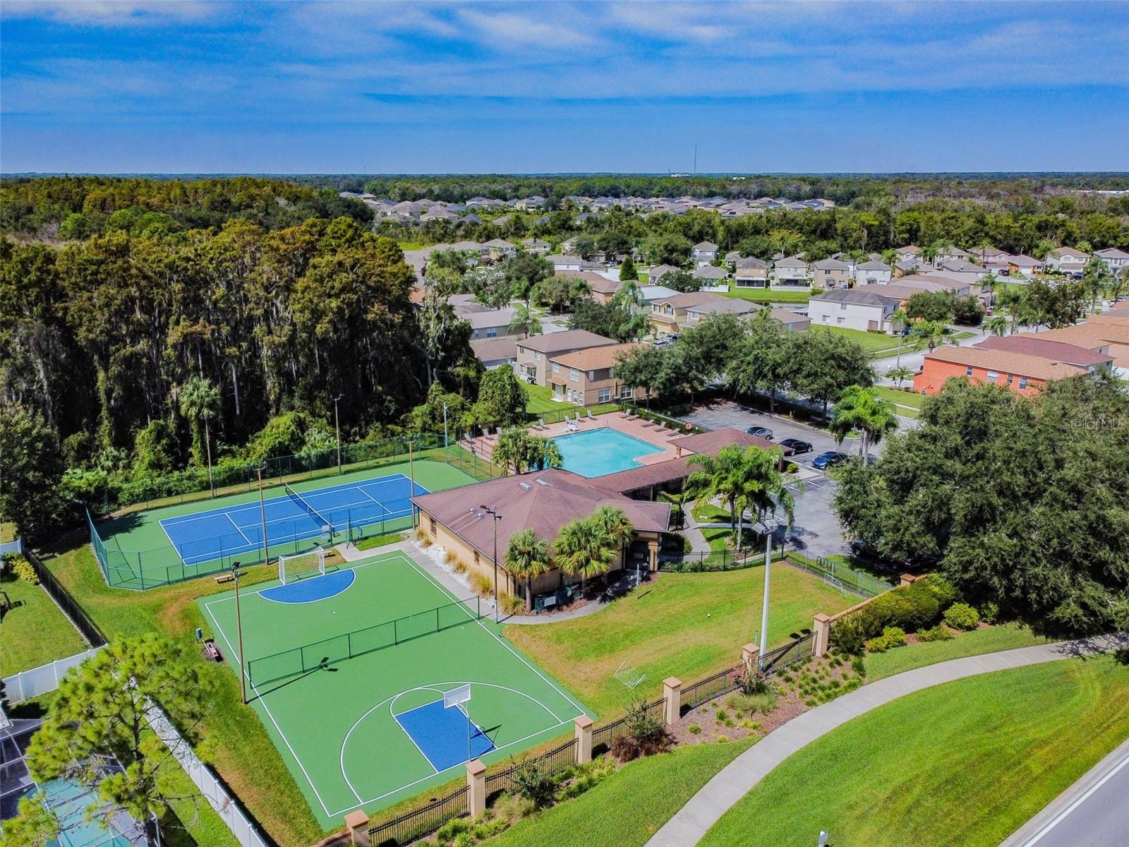 Image 91 of 96 For 27012 Sea Breeze Way