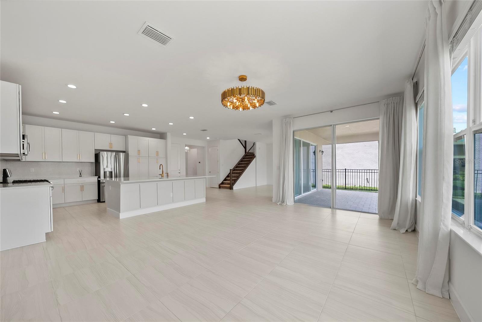 Image 18 of 52 For 32620 Tamarind Grove Lane