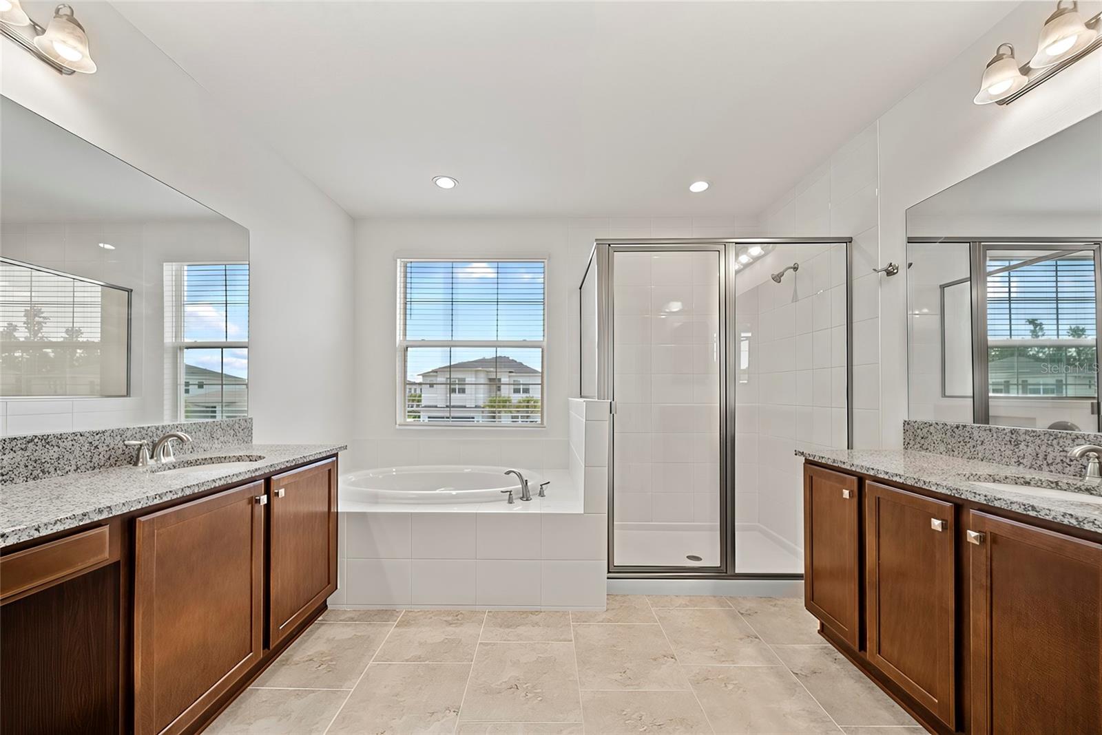 Image 24 of 52 For 32620 Tamarind Grove Lane
