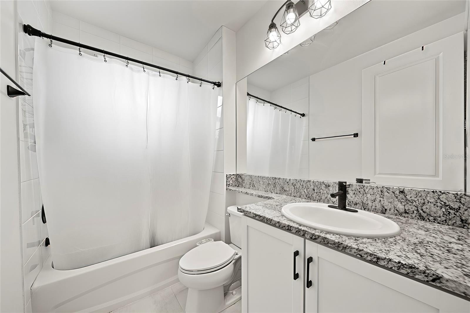 Image 33 of 52 For 32620 Tamarind Grove Lane
