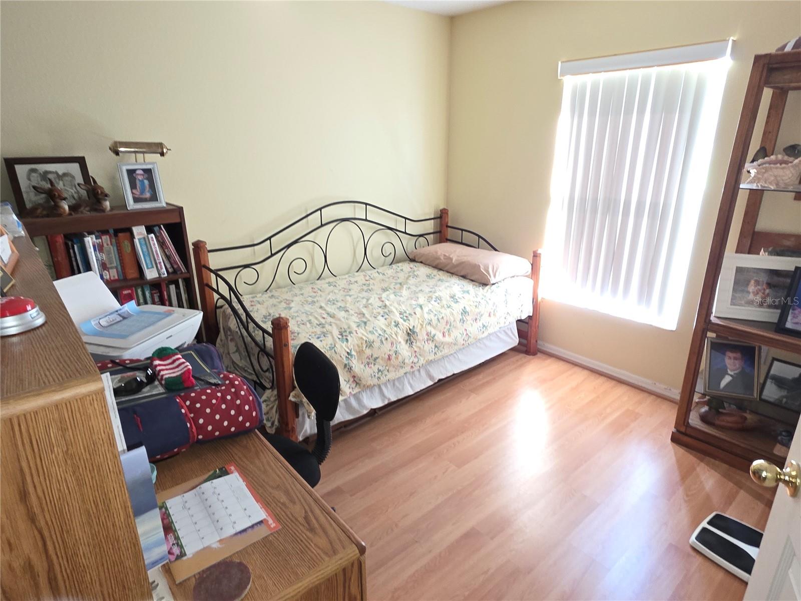 Image 12 of 19 For 13271 Linden Drive