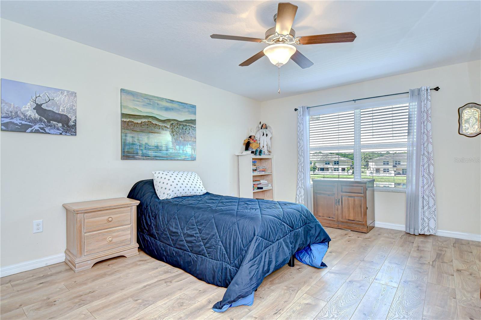 Image 13 of 27 For 12013 Greengate Drive