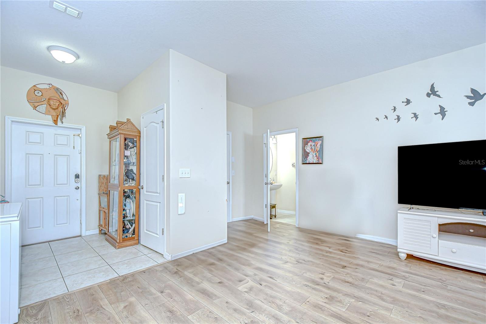 Image 5 of 27 For 12013 Greengate Drive