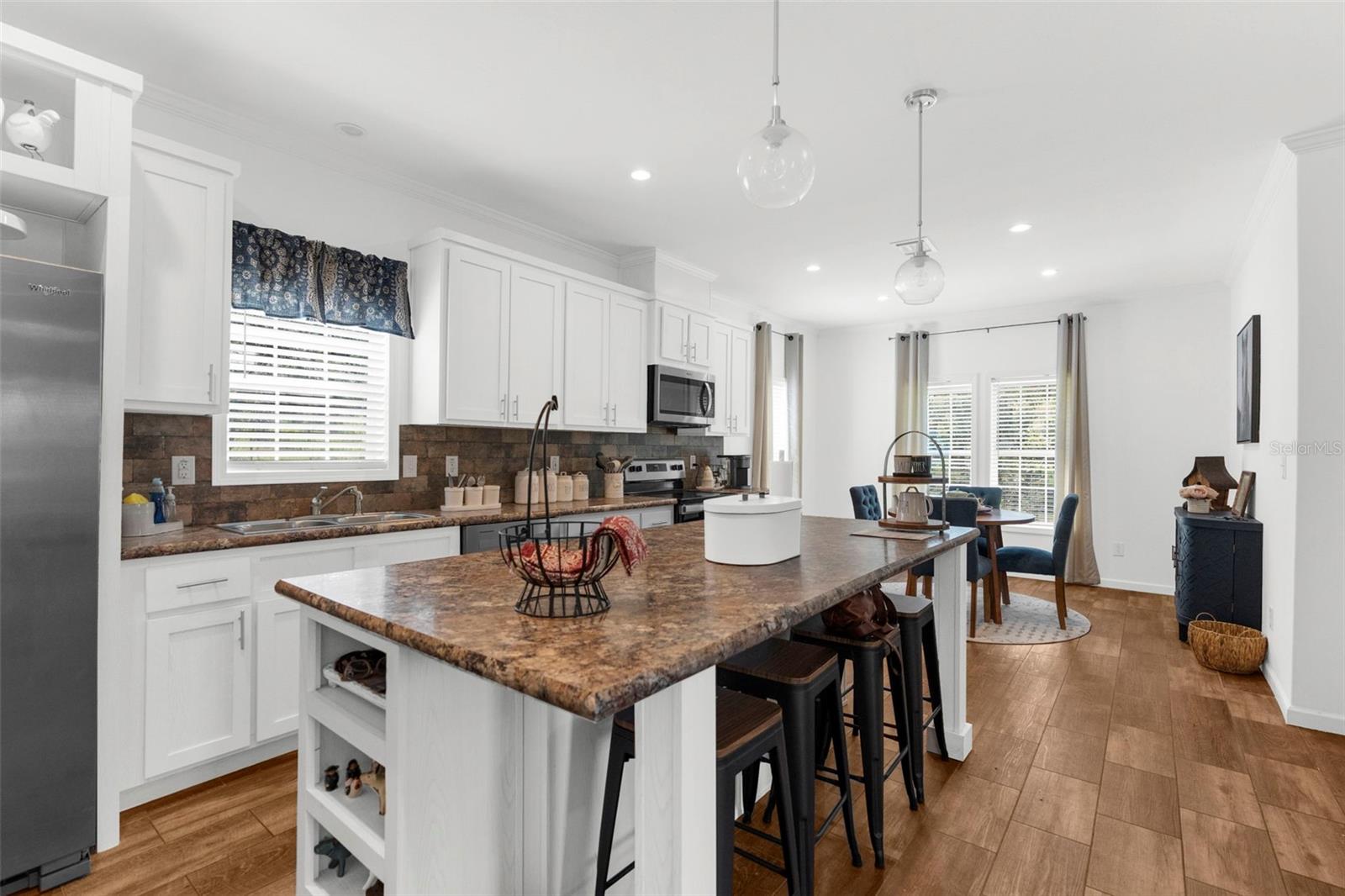 Image 9 of 48 For 9233 Quivira Road