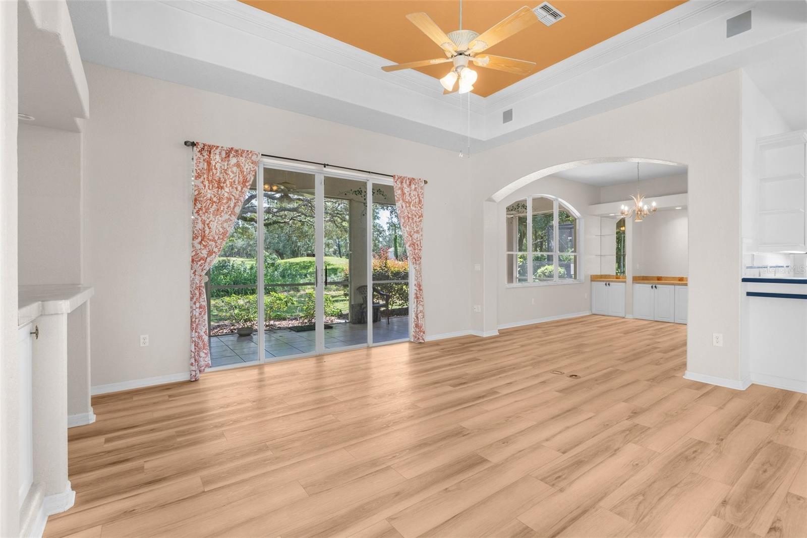 Image 10 of 39 For 52 Deerwood Drive