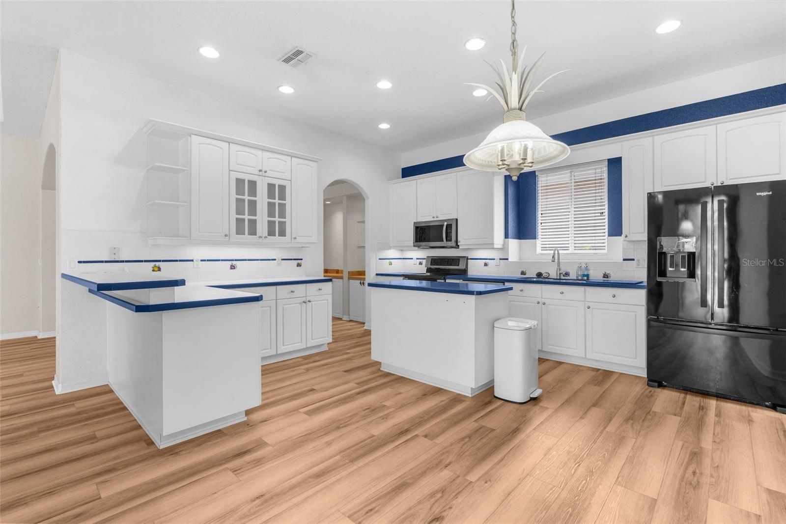 Image 16 of 39 For 52 Deerwood Drive