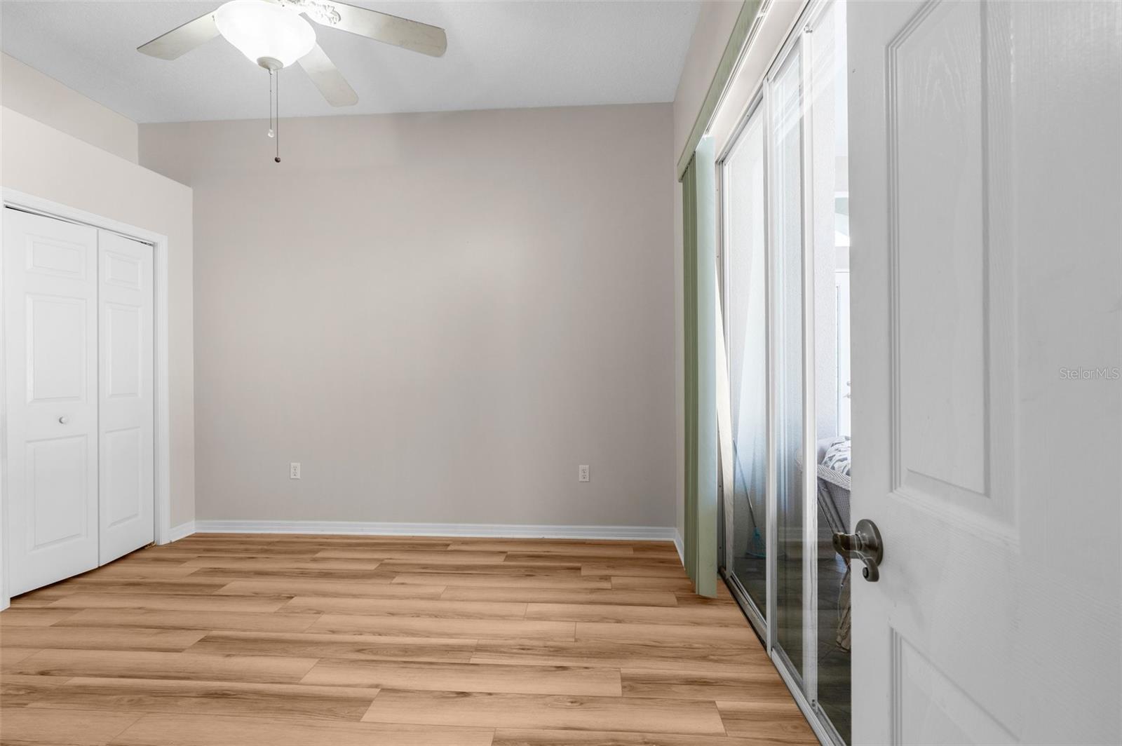 Image 20 of 39 For 52 Deerwood Drive
