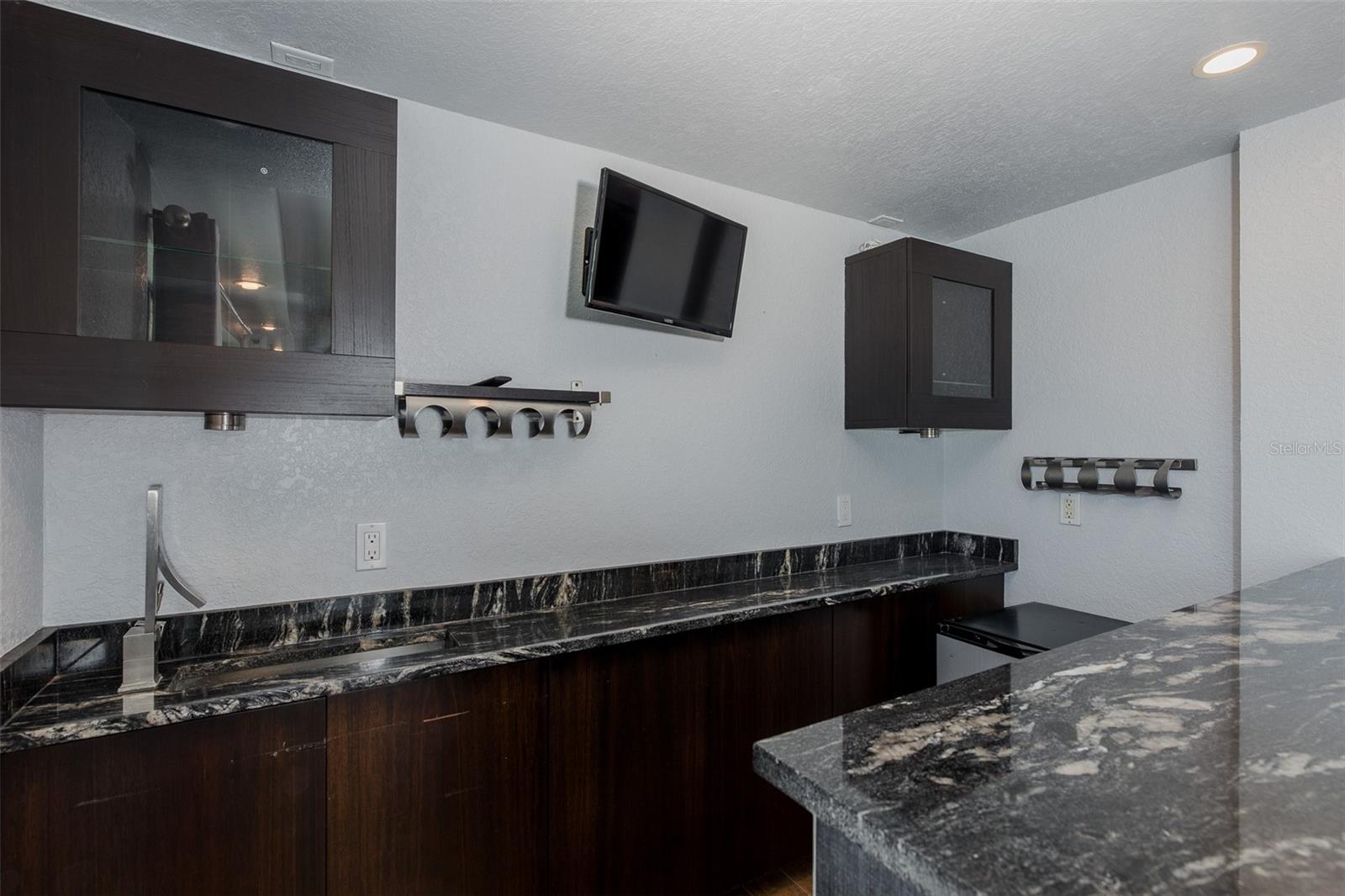 Listing photo id 22 for 3841 Rudder Way